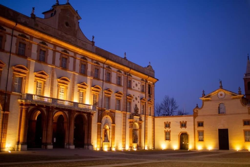 Jacuzzi Apartment In Italian Villa, Wi-Fi & Garden Sassuolo - Maranello Casalgrande Exterior photo
